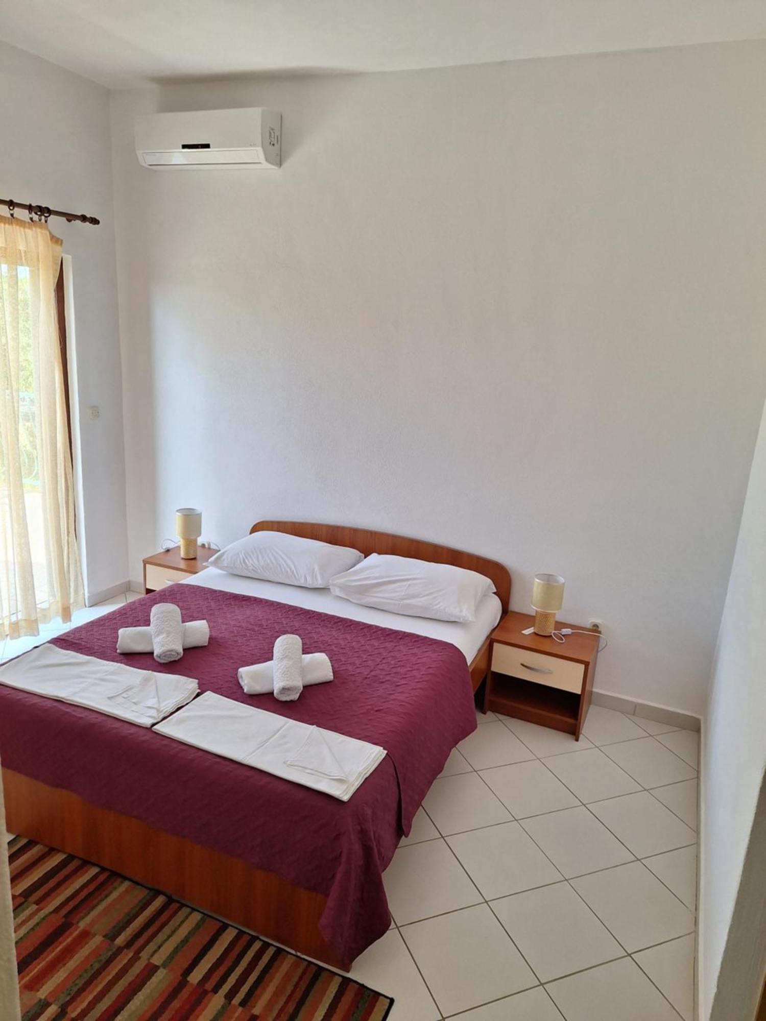 Ante Apartments Duće Rum bild