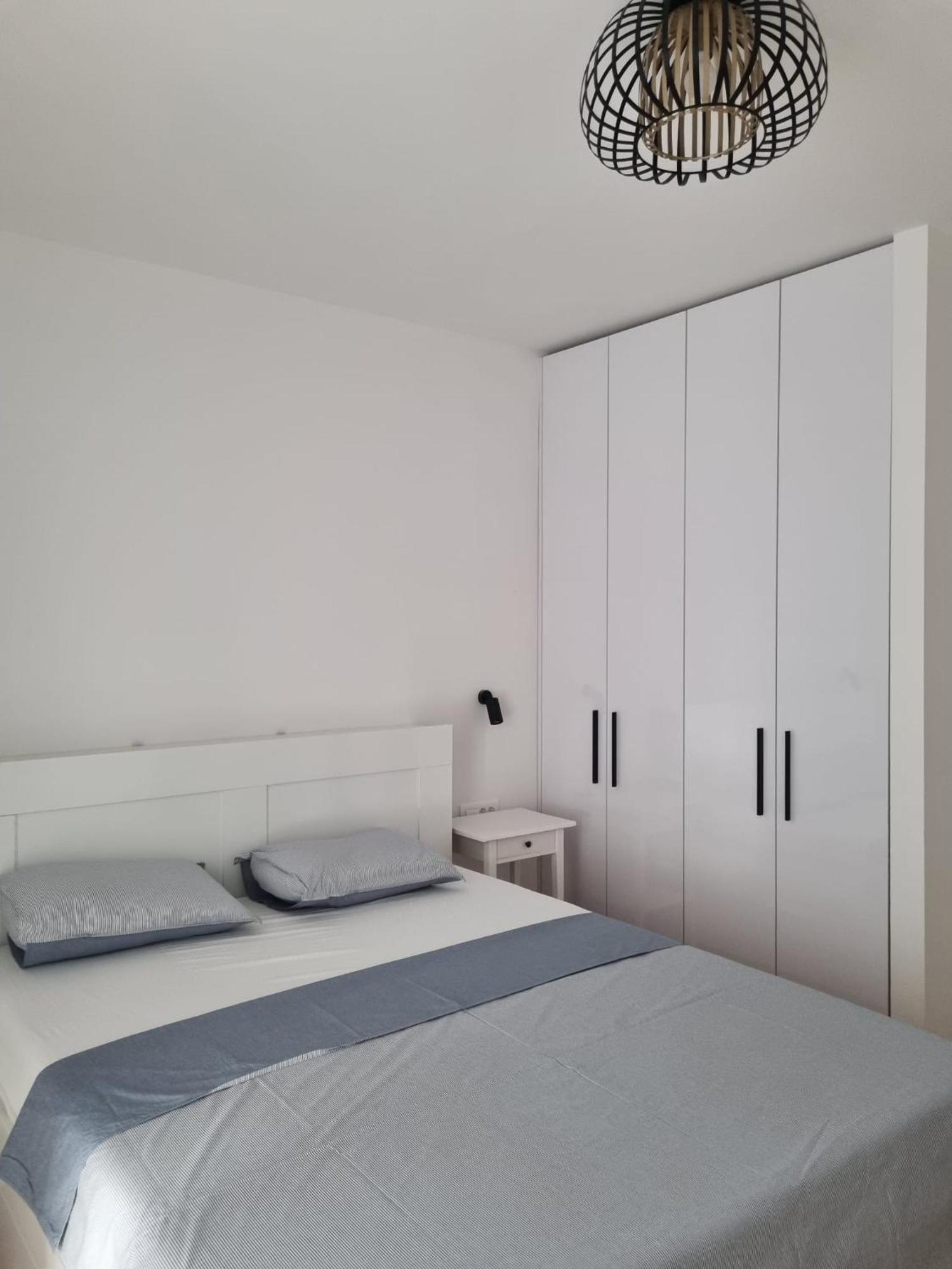 Ante Apartments Duće Rum bild
